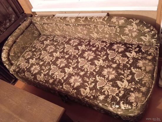 - ТАХТА + 3 шт Спинки-Подушки от дивана