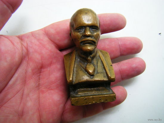 Ленин. Бронза. Артельная работа, 20-е годы п. в.
