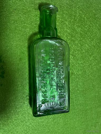 Немецкая бутылка Rademacher's W. Z. N75198 (ПМВ)(Предлагайте цену)