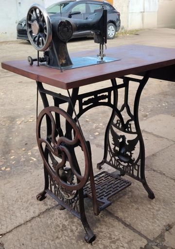 Швейная машинка Gritzner  + станина Phoenix