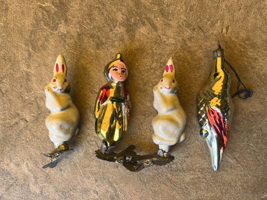 Лот елочных игрушек. Цена за все.