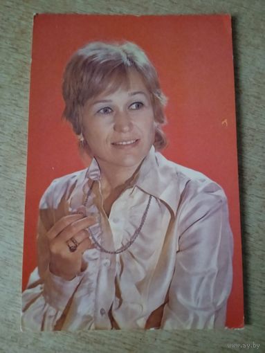 Актриса Майя Булгакова.