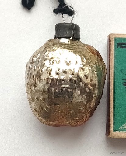 Ёлочная игрушка. Я-10.