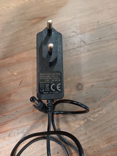 Блок питания 12в 2а, стандартный разъём.