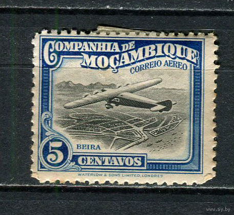 Португальские колонии - Мозамбик (Comp de Mocambique) - 1935 - Авиация 5С - (пятна на клее) - [Mi.186] - 1 марка. MH.  (Лот 47GR)-T41P34