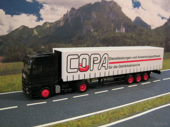 Модель грузового автомобиля Mercedes-Benz Actros (15). Масштаб HO-1:87.
