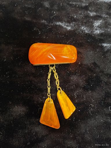 Брошь СССР под янтарь