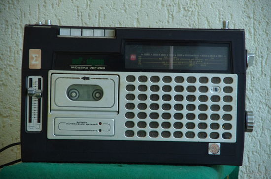 Магнитола  VEF -260