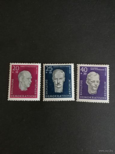 ГДР 1957 Полная серия марок "Строительство национального мемориала" (чистые* с наклейками) Mi.606А-608А каталог 1.10 евро