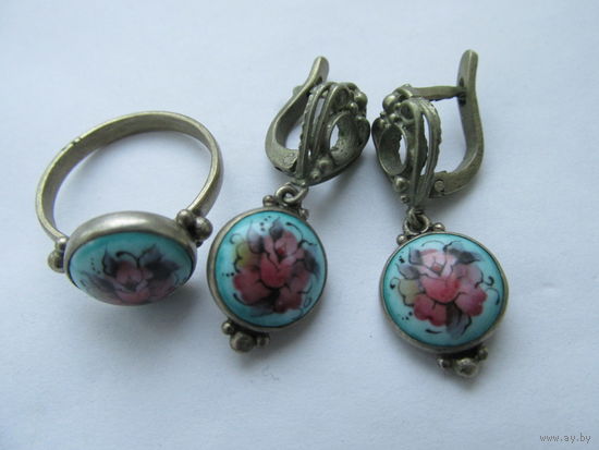 КОЛЬЦИ И СЕРЬГИ ФИНИФТЬ ВРЕМЕН СССР.