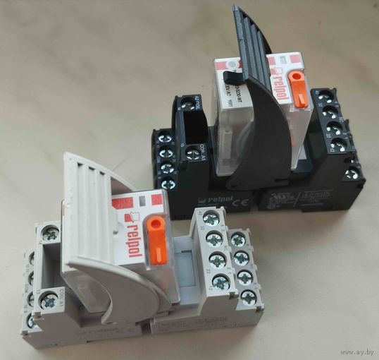 Реле электромагнитное RELPOL R4N-2014-23-5230-WT 7А, 4СО, 230V АС с колодкой