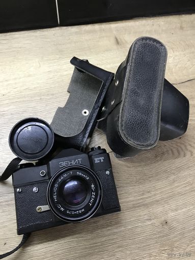Фотоаппарат.Зенит ЕТ.HELIOS-44 M-7.