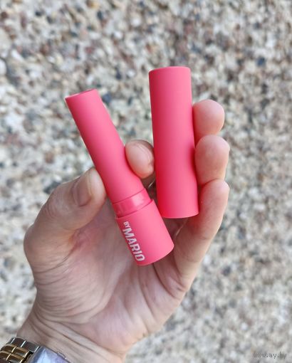 Полноразмерная сыворотка-бальзам для губ с эффектом увеличения объема Makeup By Mario Moistureglow Plumping Lip Serum 2.3 gr в оттенке Watermelon Glow