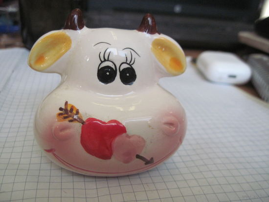 Корова перечница фарфор 7х7 см с рубля!