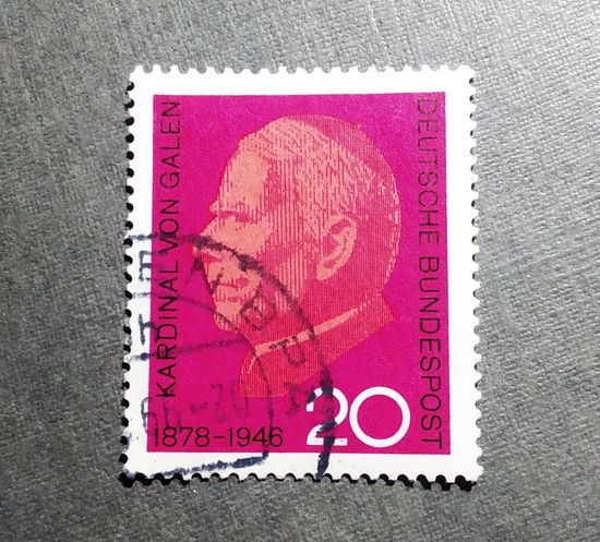 Марка Германия 1966 год Клеменс фон Гален