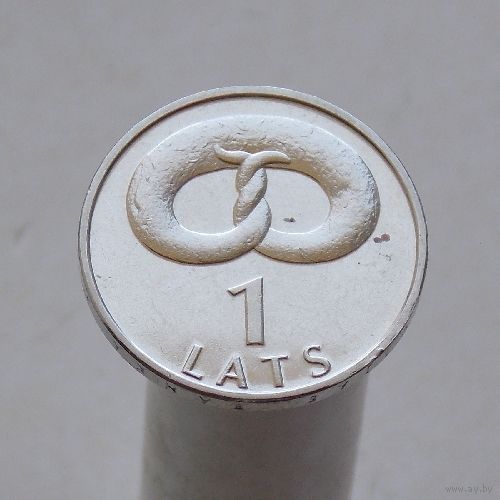 Латвия 1 лат 2005 Крендель
