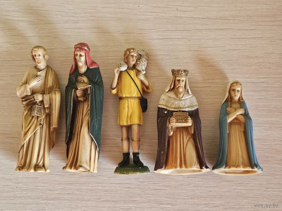 СТАРЫЕ ФИГУРКИ.