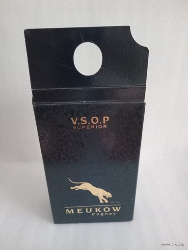 Коробка подарочная от коньяка Meukow