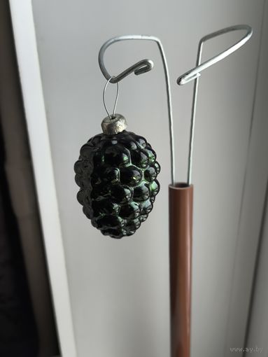 Ёлочная игрушка виноград