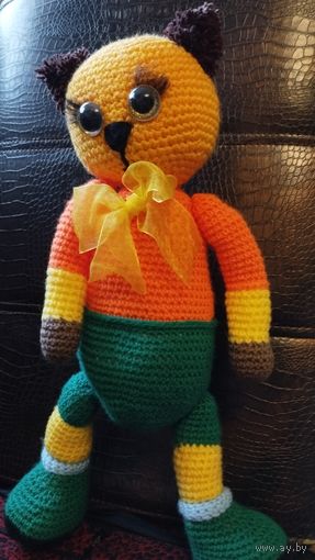 Кот. Вязанвя игрушка