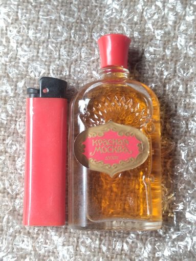 Духи  красная Москва
