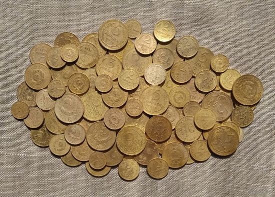 Сборный лот до реформы. 100 штук ( без никеля ).