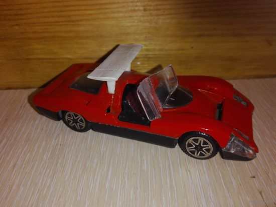 Винтаж.Panther Bertone.Politoys.Италия.1/43.