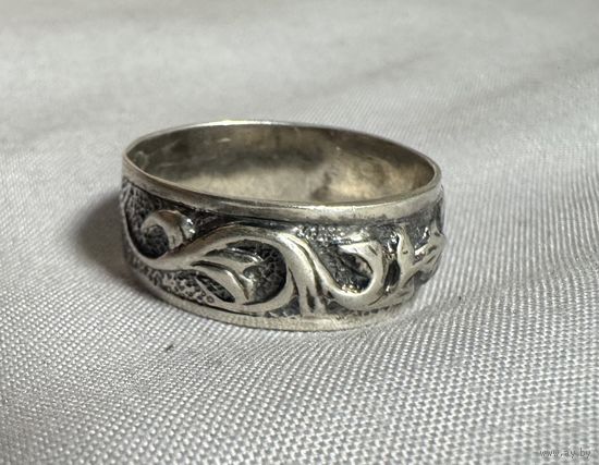 Кольцо серебряное 925 пробы. 50