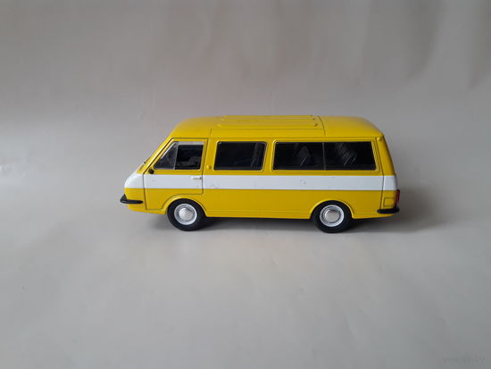 РАФ-2203 "Латвия" Деагостини 1:43 Обмен возможен Автолегенды СССР Deagostini