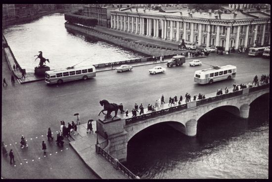 Аничков мост