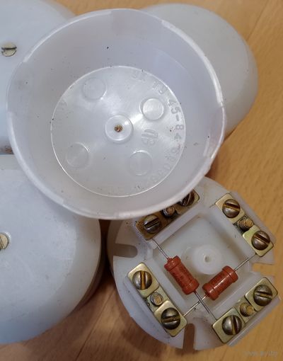 Распред коробка УК  СССР цена за 18шт