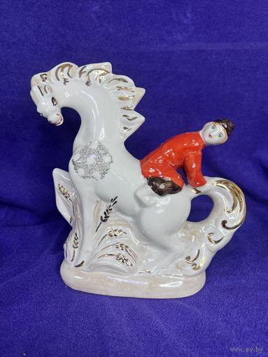 Статуэтка конек горбунок дулево фарфор с рубля