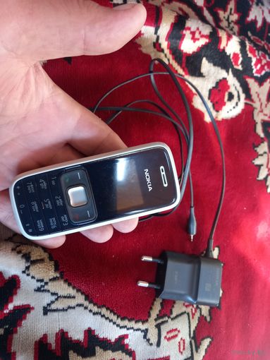 Мобильный телефон Nokia 1209 (RH-105) хороший без АКБ в коллекцию