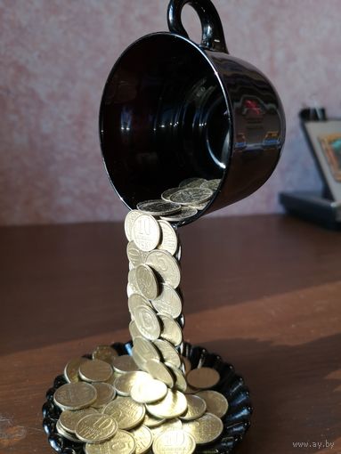 Денежная чашка. Панно из монет СССР. Аукцион с 1.00 руб.