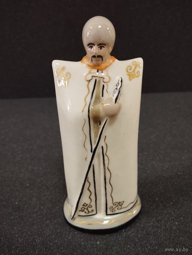 Статуэтка фарфоровая мужчина Джигит, Ереван. СССР