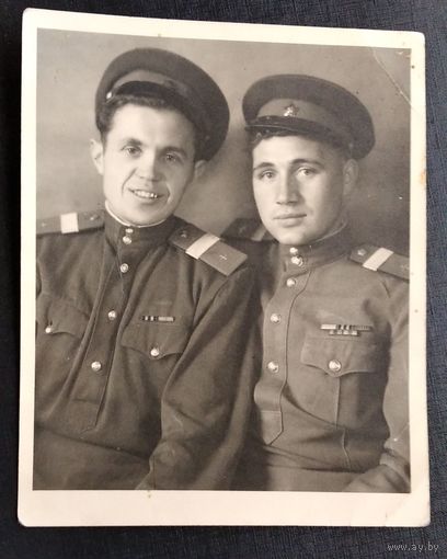 Фото двух сержантов. 1949 г. 10.5х13 см.
