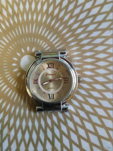 Часы наручные  GENEVA ,   тикают. Состояние на скане.
