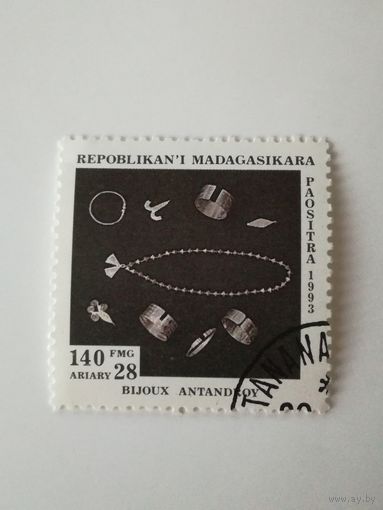 Мадагаскар 1994. Народный ремесла. Украшения