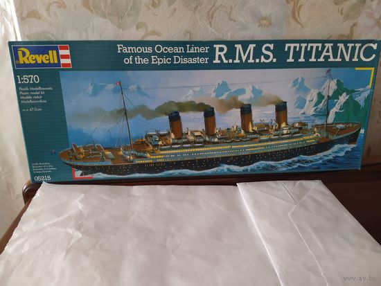 Сборная модель R.M.S. Titanic (Титаник Океанский лайнер),Revell 05215 1:570