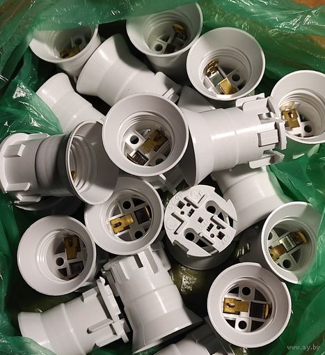 Патрон Е27 белый термопластик, 10 штук с 1 рубля