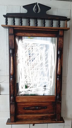 Зеркало в  старинной дубовой  раме.  В ремонт !