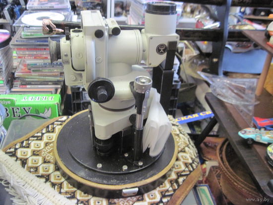 Аэрологический шаропилотный теодолит АШТ.