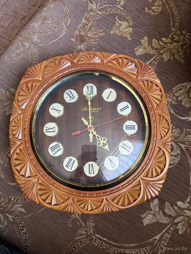 Часы Антарес