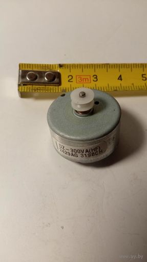 Двигатель 12 V