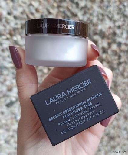 Рассыпчатая пудра для области под глазами Laura Mercier Secret Brightening Powder for Under Eyes 4 gr в оттенке 1