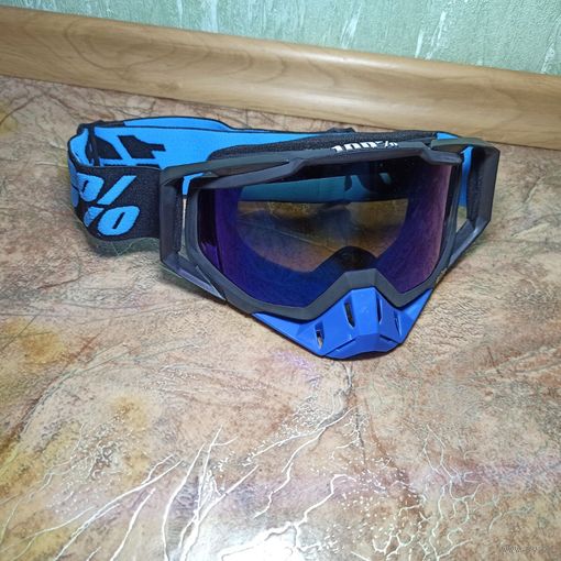 Очки 100% для мотокросса