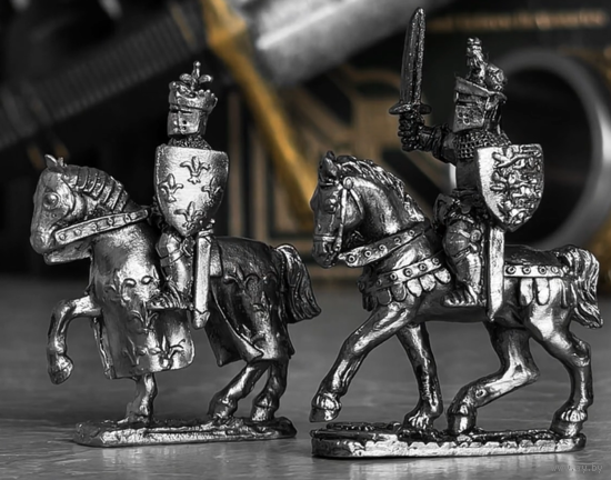 Статуэтки миниатюры Конные рыцари Оловянный сплав