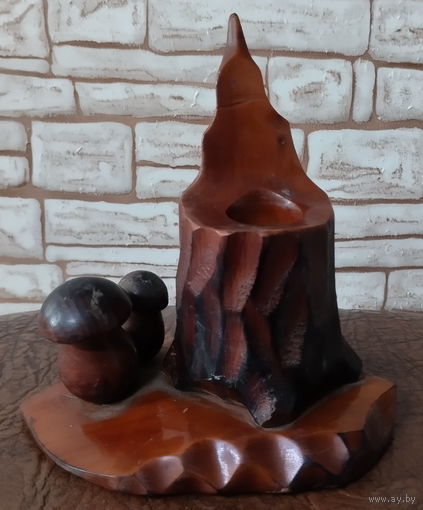 Статуэтка, карандашница, пепельница или вазочка... Пенек и грибы - народный сувенир из дерева. 1980-е годы.