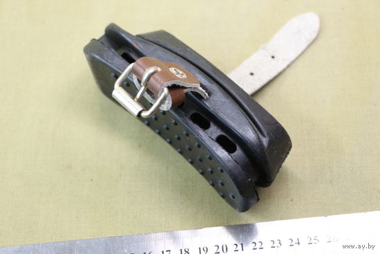 Амортизатор приклада АК. резина, новый. Распродажа коллекции вещей. С РУБЛЯ! АУКЦИОН!