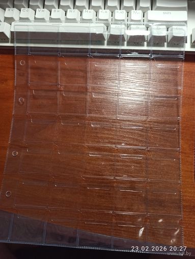 Лист для монет на 35 ячеек